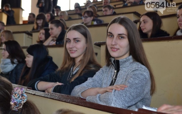 Тарас Тополя посетил музей батальона Тарас Тополя посетил музей батальона