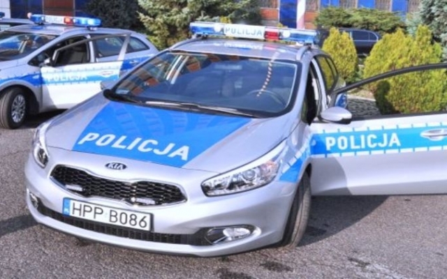 Украинец в Польше устроил грандиозное ДТП, разбив 8 автомобилей Фото № 0 Украинец в Польше устроил грандиозное ДТП, разбив 8 автомобилей Фото № 0
