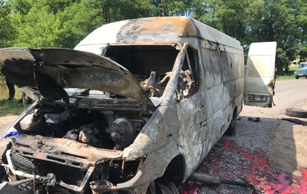 Химикаты попали в реку в Винницкой области Фото № 0 Химикаты попали в реку в Винницкой области Фото № 0