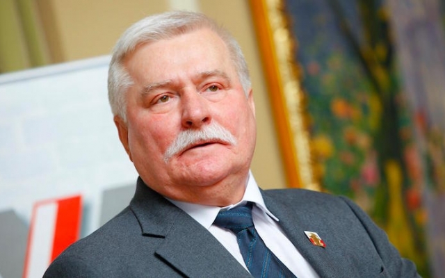 Экс-президент Польши Лех Валенса признался, что он банкрот: ему не на что жить и он ищет работу Фото № 0 Экс-президент Польши Лех Валенса признался, что он банкрот: ему не на что жить и он ищет работу Фото № 0