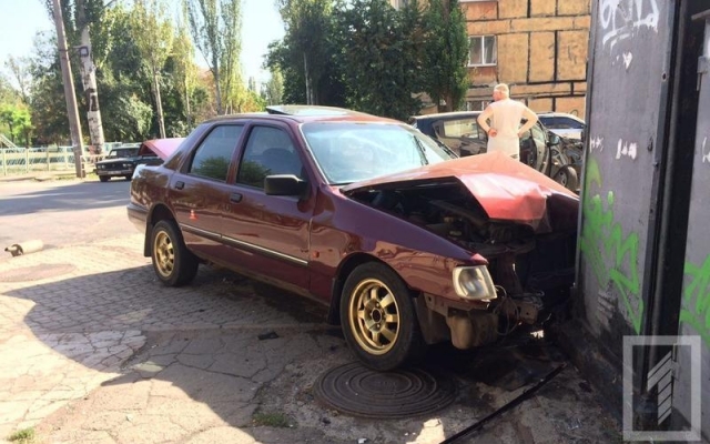 ДТП в Кривом Роге: пострадали 3 человека, среди них - беременная женщина Фото № 1 ДТП в Кривом Роге: пострадали 3 человека, среди них - беременная женщина Фото № 1