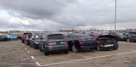 В Украину стали массово завозить битые авто из Штатов Фото № 0 В Украину стали массово завозить битые авто из Штатов Фото № 0