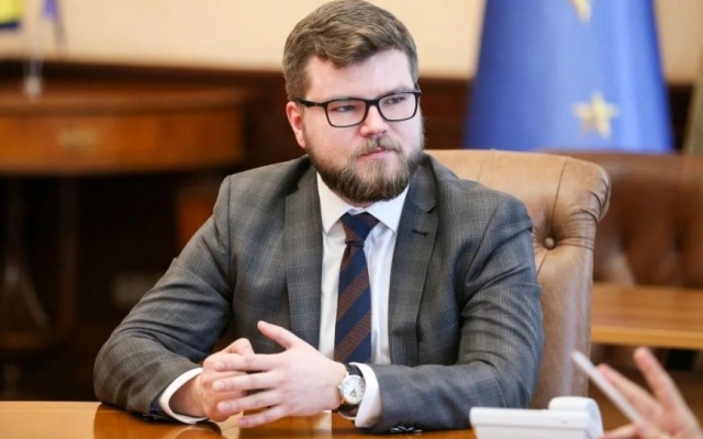 Топ-чиновник Топ-чиновник