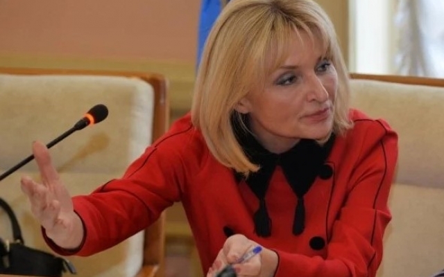 Соратница Порошенко Ирина Луценко сложила мандат из-за серьезных обстоятельств Фото № 0 Соратница Порошенко Ирина Луценко сложила мандат из-за серьезных обстоятельств Фото № 0