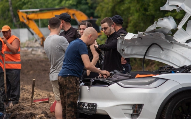 На трассе Киев-Житомир произошло первое смертельное ДТП с участием Tesla Фото № 0 На трассе Киев-Житомир произошло первое смертельное ДТП с участием Tesla Фото № 0