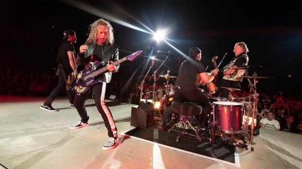 Группа Metallica исполнила песню Виктора Цоя Фото № 0 Группа Metallica исполнила песню Виктора Цоя Фото № 0