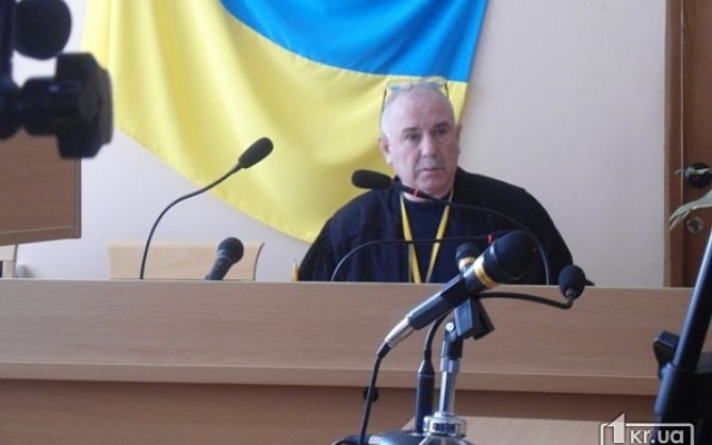 Суд обязал чиновников вернуть криворожанам школу №10 Фото № 5 Суд обязал чиновников вернуть криворожанам школу №10 Фото № 5