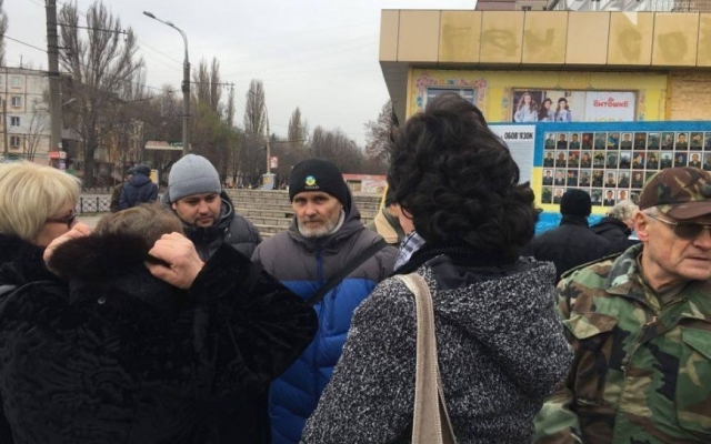 В Кривом Роге отметили годовщину Революции Достоинства Фото № 1 В Кривом Роге отметили годовщину Революции Достоинства Фото № 1