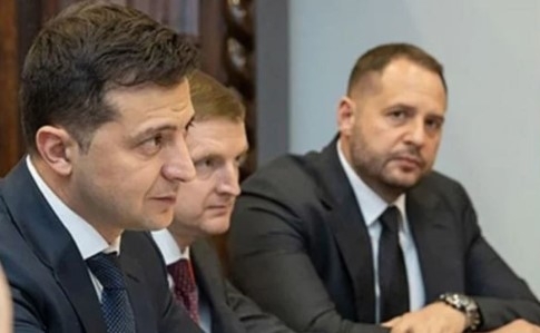 Владимир Зеленский и Андрей Ермак заразились коронавирусом Фото № 0 Владимир Зеленский и Андрей Ермак заразились коронавирусом Фото № 0