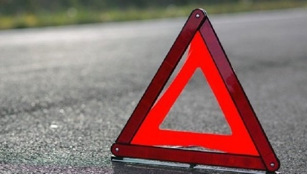 Криворожанин спровоцировал две аварии и пытался скрыться с места происшествия Фото № 0 Криворожанин спровоцировал две аварии и пытался скрыться с места происшествия Фото № 0