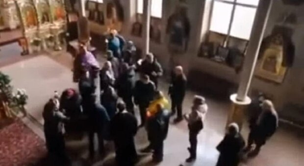 В Одессе в церкви побилось двое священников и прихожане (ВИДЕО) Фото № 0 В Одессе в церкви побилось двое священников и прихожане (ВИДЕО) Фото № 0