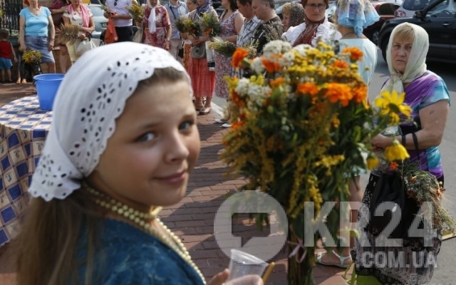 Криворожские жители отмечают Маковей Фото № 0 Криворожские жители отмечают Маковей Фото № 0