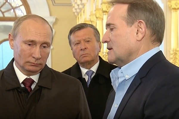 Виктор Медведчук отправился в Кремль к Владимиру Путину Фото № 0 Виктор Медведчук отправился в Кремль к Владимиру Путину Фото № 0