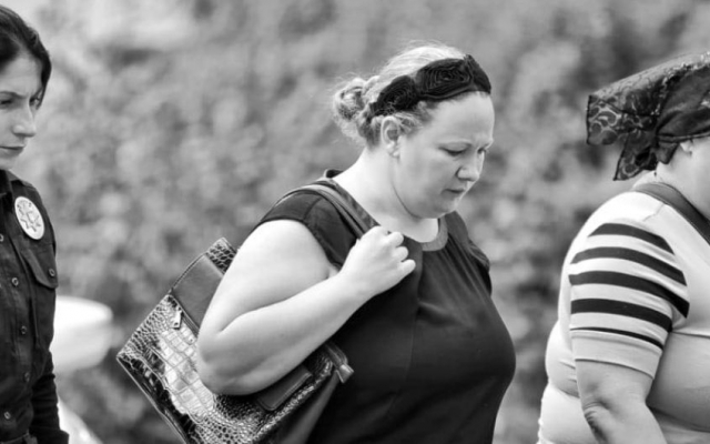 Жена обвиняемого копа винит в убийстве 5-летнего Кирилла... его родителей Фото № 0 Жена обвиняемого копа винит в убийстве 5-летнего Кирилла... его родителей Фото № 0