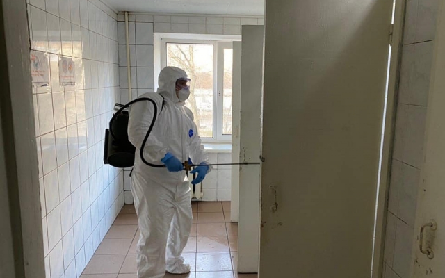 В Волынской психлечебнице, где произошла вспышка коронавируса, весь медперсонал закрыли на рабочих местах на 2 недели Фото № 0 В Волынской психлечебнице, где произошла вспышка коронавируса, весь медперсонал закрыли на рабочих местах на 2 недели Фото № 0