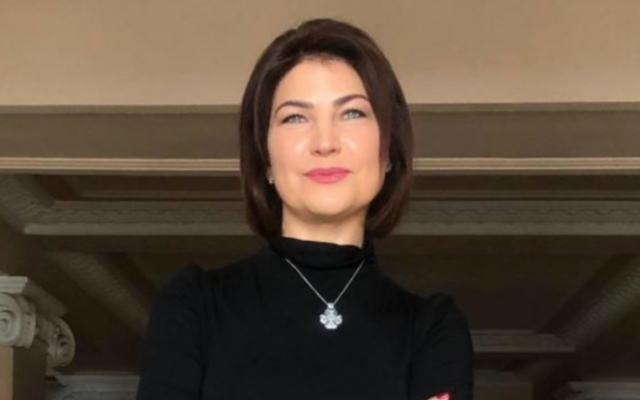 Ирина Венедиктова в октябре получили больше ста тысяч гривен зарплаты Фото № 0 Ирина Венедиктова в октябре получили больше ста тысяч гривен зарплаты Фото № 0