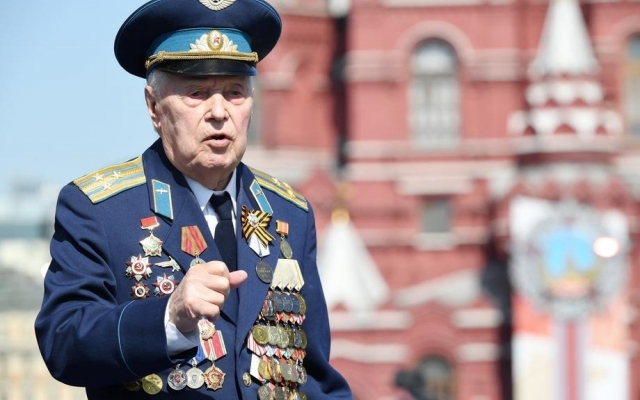 Без масок, социальной дистанции, обиды Лукашенко на Путина: в Москве прошел парад Победы (ФОТО, ВИДЕО) Фото № 0 Без масок, социальной дистанции, обиды Лукашенко на Путина: в Москве прошел парад Победы (ФОТО, ВИДЕО) Фото № 0