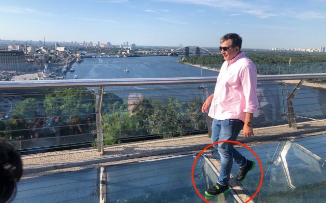 Саакашвили потоптался по Саакашвили потоптался по