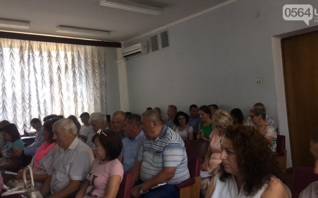 Бывший заммэра Кривого Рога предложил школам и больницам самим решать проблемы с отоплением Фото № 1 Бывший заммэра Кривого Рога предложил школам и больницам самим решать проблемы с отоплением Фото № 1