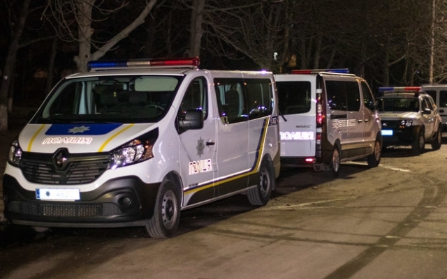 Мужчина привел на свидание знакомую в квартиру и там показал ей тело с пакетом на голове (ФОТО) Фото № 2 Мужчина привел на свидание знакомую в квартиру и там показал ей тело с пакетом на голове (ФОТО) Фото № 2
