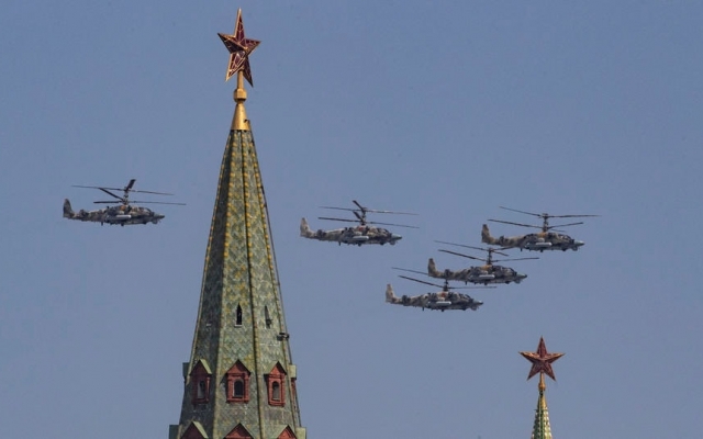 Без масок, социальной дистанции, обиды Лукашенко на Путина: в Москве прошел парад Победы (ФОТО, ВИДЕО) Фото № 8 Без масок, социальной дистанции, обиды Лукашенко на Путина: в Москве прошел парад Победы (ФОТО, ВИДЕО) Фото № 8