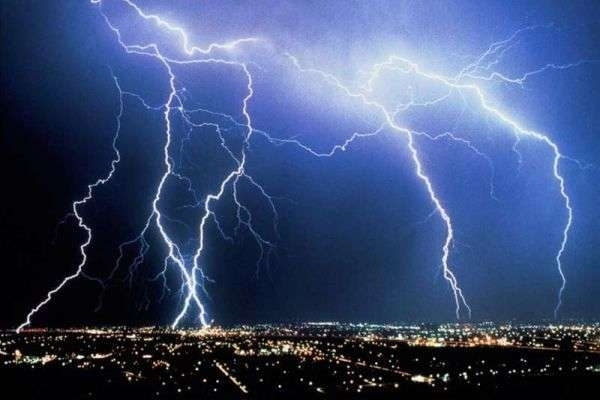 Аномальное явление: в Одесской области прошла зимняя гроза Фото № 0 Аномальное явление: в Одесской области прошла зимняя гроза Фото № 0
