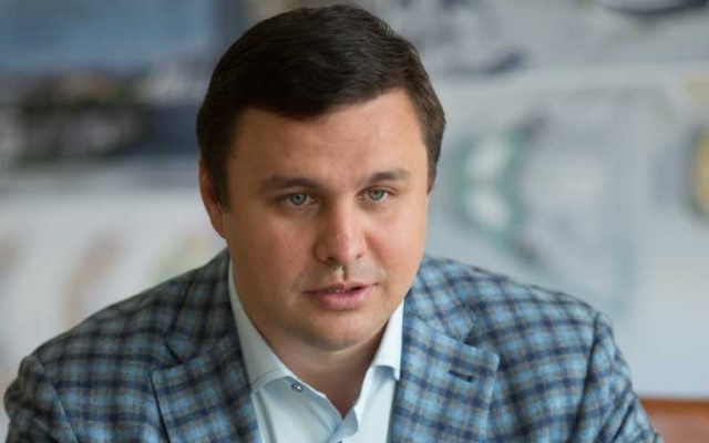 Сняли прямо с самолета: бывший нардеп пытался покинуть Украину (ФОТО) Фото № 0 Сняли прямо с самолета: бывший нардеп пытался покинуть Украину (ФОТО) Фото № 0