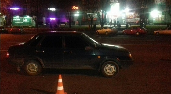 Выпившая криворожанка угодила под колеса автомобиля Фото № 0 Выпившая криворожанка угодила под колеса автомобиля Фото № 0