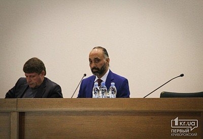 Гендиректор АМКР Парамжит Калон стал уделять внимание социальным вопросам Фото № 0 Гендиректор АМКР Парамжит Калон стал уделять внимание социальным вопросам Фото № 0
