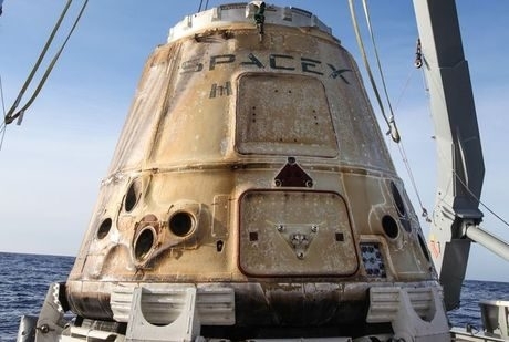 На Землю вернулся космический грузовик Cargo Dragon от SpaceX Фото № 2 На Землю вернулся космический грузовик Cargo Dragon от SpaceX Фото № 2