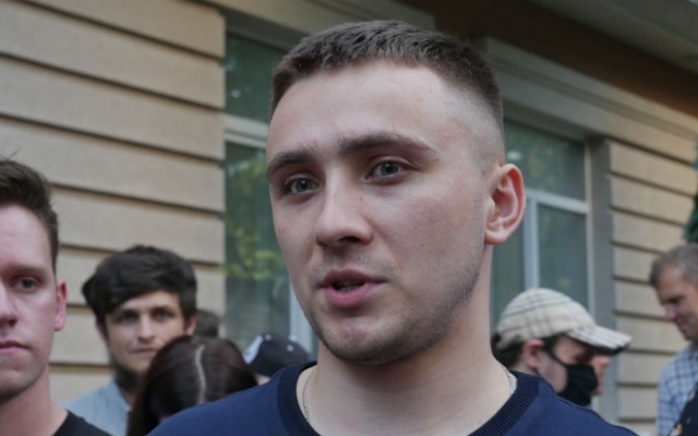 Сергея Стерненко приговорили к 7 годам: поддержать его приехали Уляна Супруг, Владимир Парасюк и другие (ВИДЕО) Фото № 0 Сергея Стерненко приговорили к 7 годам: поддержать его приехали Уляна Супруг, Владимир Парасюк и другие (ВИДЕО) Фото № 0