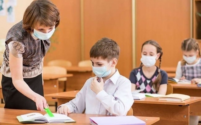 В Украине стоит закрыть школы и запретить массовые мероприятия, считает инфекционист Фото № 0 В Украине стоит закрыть школы и запретить массовые мероприятия, считает инфекционист Фото № 0