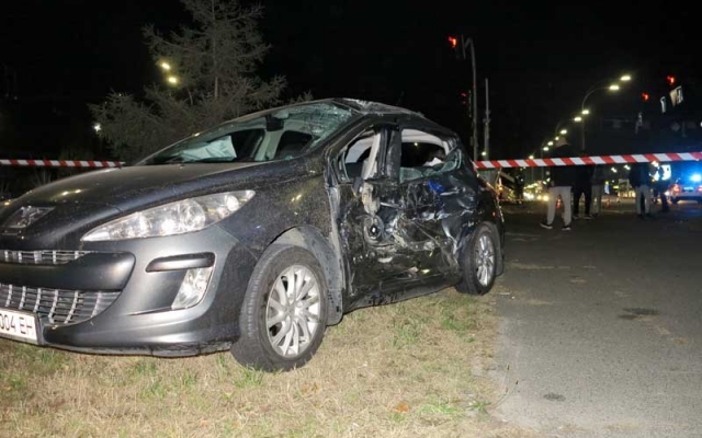 Автокатастрофа в Киеве: погибли двое медиков из бригады скорой помощи Фото № 4 Автокатастрофа в Киеве: погибли двое медиков из бригады скорой помощи Фото № 4