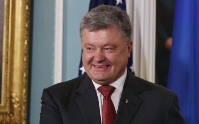 Порошенко договаривается о политическом убежище за рубежом, - СМИ Фото № 0 Порошенко договаривается о политическом убежище за рубежом, - СМИ Фото № 0