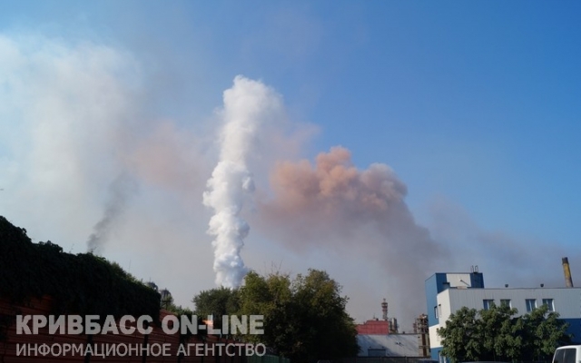 Кривой Рог накрыло красным смогом Фото № 2 Кривой Рог накрыло красным смогом Фото № 2