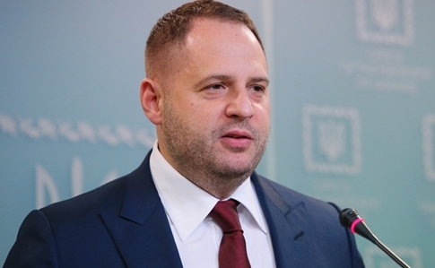 Лерос опубликовал документ от советника президента с директивой о том, как писать о Ермаке (ФОТО) Фото № 0 Лерос опубликовал документ от советника президента с директивой о том, как писать о Ермаке (ФОТО) Фото № 0